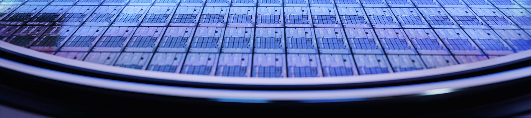 wafer-in-fab Photography of a Wafer in the Fab